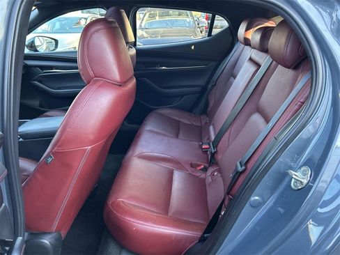 Used 2024 MAZDA MAZDA3 s image 11