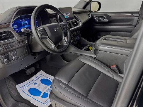 Used 2024 Chevrolet Suburban Z71 AWD/4WD image 10