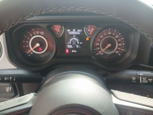 New 2025 Jeep Gladiator Sport image 40