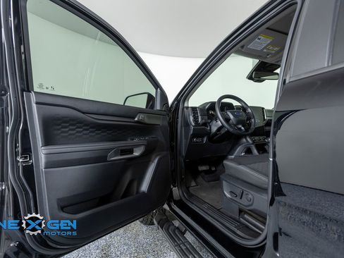 Used 2024 Ford Ranger XLT w/ FX4 Off-Road Package image 9