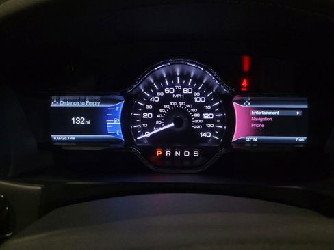 Used 2015 Lincoln MKS AWD w/ Equipment Group 101A image 23