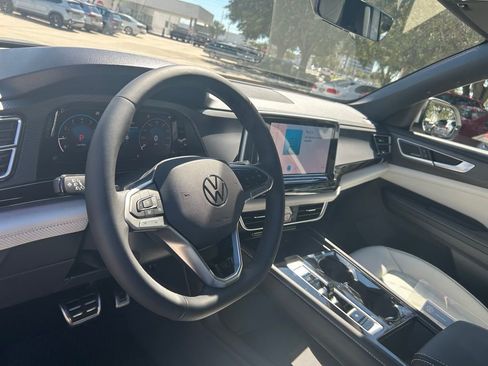 New 2026 Volkswagen Atlas Cross Sport SEL Premium R-Line AWD/4WD image 10
