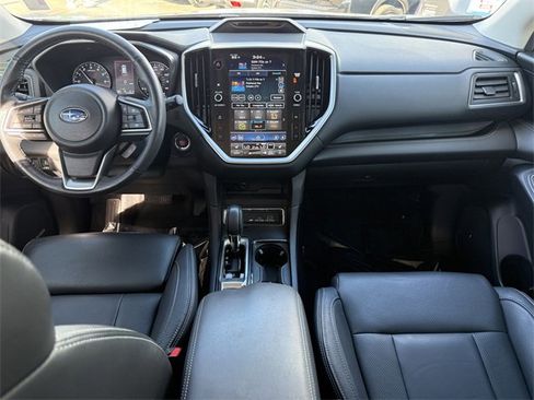 Used 2023 Subaru Ascent Limited w/ Technology Package image 9