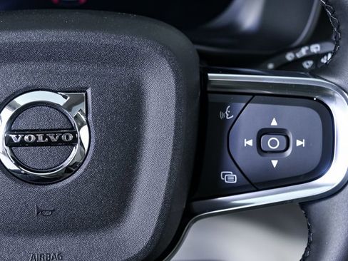 New 2026 Volvo XC40 B5 Plus w/ Protection Package Premier image 10