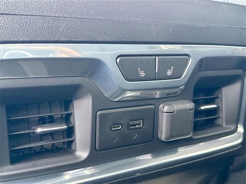 Used 2020 Chevrolet Silverado 2500 High Country image 29