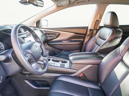 Used 2024 Nissan Murano SV w/ SV Midnight Edition Package image 15