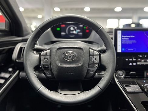 Certified 2025 Toyota bZ4X FWD image 36