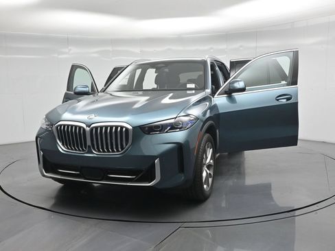Used 2024 BMW X5 sDrive40i w/ Premium Package RWD image 31