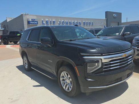 Used 2025 Chevrolet Tahoe LT RWD image 8