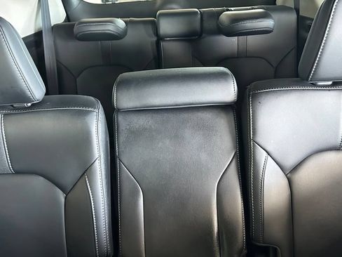 Used 2023 Honda Pilot EX-L image 13