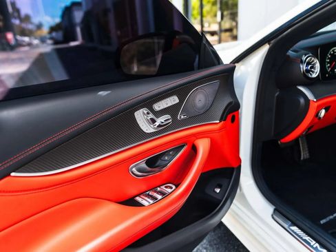 Used 2022 Mercedes-Benz AMG GT 43 image 18