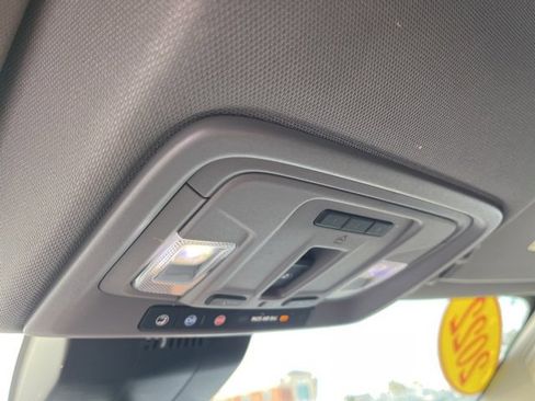 Used 2022 Chevrolet Silverado 1500 LT Trail Boss w/ Convenience Package II image 30