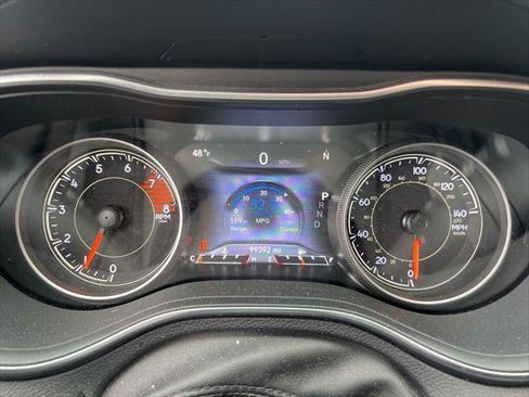 Certified 2020 Jeep Cherokee Limited AWD/4WD image 9