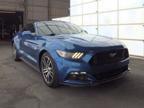 Used 2017 Ford Mustang GT Premium image 4