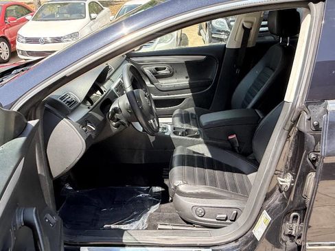 Used 2014 Volkswagen CC R-Line FWD image 32