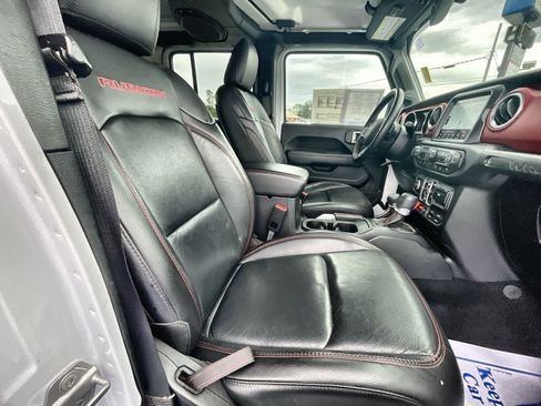Used 2018 Jeep Wrangler Unlimited Rubicon AWD/4WD image 27