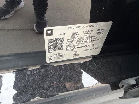 Used 2018 Chevrolet Tahoe LS w/ Enhanced Driver Alert Package image 20