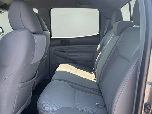 Used 2012 Toyota Tacoma 4x4 Double Cab w/ TRD Off-Road Pkg image 14
