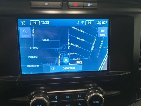 Used 2022 Ford F150 XLT w/ Equipment Group 301A Mid image 25