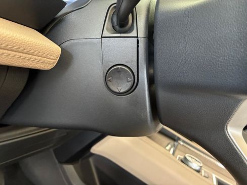 Used 2024 Ford Expedition Limited RWD image 28