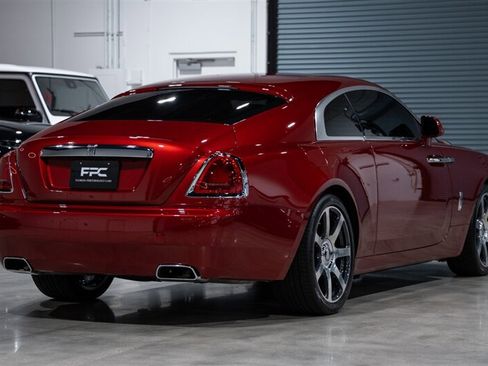 Used 2019 Rolls-Royce Wraith RWD image 15