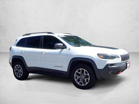 Used 2020 Jeep Cherokee Trailhawk w/ Cold Weather Group AWD/4WD image 6