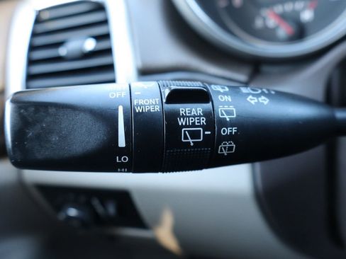 Used 2012 Jeep Grand Cherokee Laredo image 31