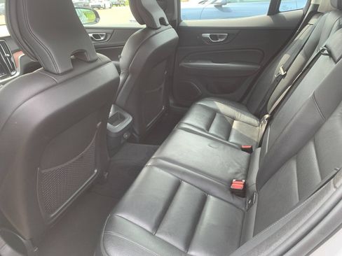 Used 2025 Volvo S60 B5 Plus AWD/4WD image 15