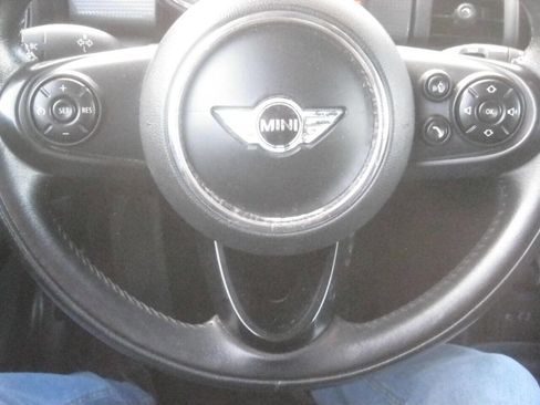 Used 2015 MINI Cooper 2-Door Hardtop image 22