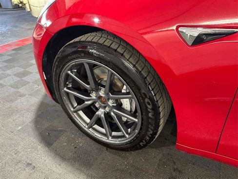 Used 2018 Tesla Model 3 Long Range image 29