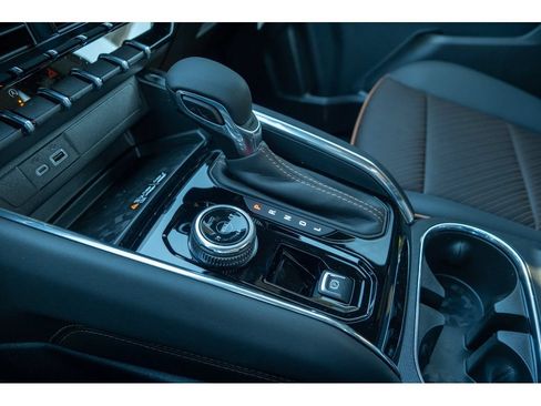 New 2026 GMC Canyon AT4 w/ Technology Plus Package AWD/4WD image 25