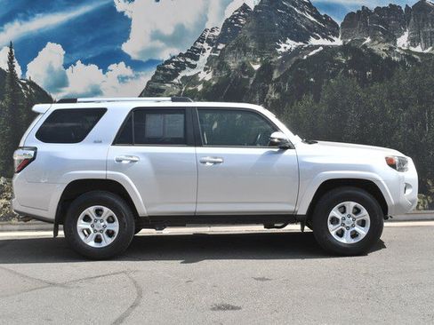 Certified 2024 Toyota 4Runner SR5 Premium w/ Moonroof Package AWD/4WD image 2