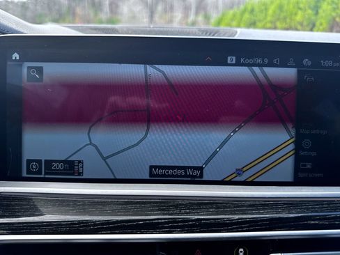 Used 2021 BMW X7 xDrive40i w/ M Sport Package image 8