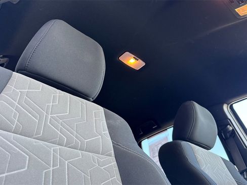 Used 2020 Toyota Tacoma TRD Sport image 18