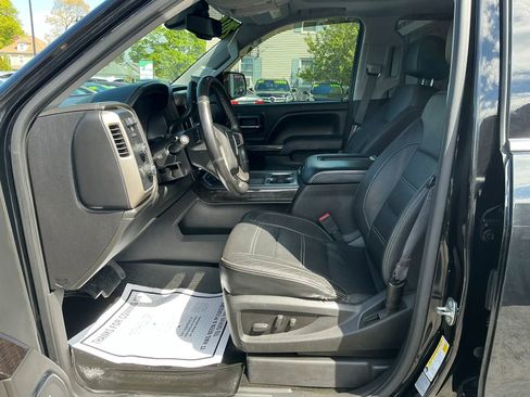 Used 2016 GMC Sierra 1500 Denali w/ Enhanced Driver Alert Package AWD/4WD image 11