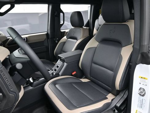 New 2026 Ford Bronco Big Bend w/ Black Diamond Package AWD/4WD image 17