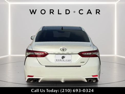Used 2019 Toyota Camry XSE FWD image 4