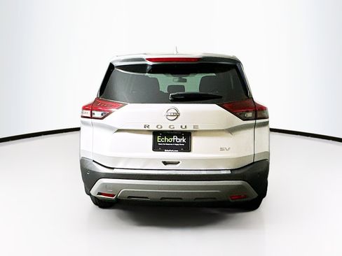 Used 2023 Nissan Rogue SV image 7