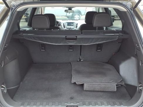 Used 2023 Chevrolet Equinox LT FWD image 7