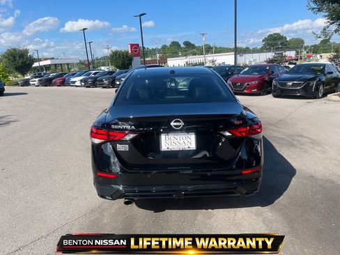 Certified 2024 Nissan Sentra SR w/ SR Premium Package FWD image 7