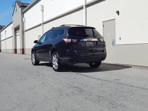 Used 2016 Chevrolet Traverse LTZ AWD/4WD image 6