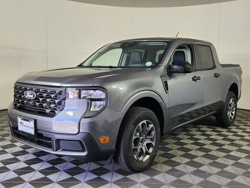 New 2026 Ford Maverick XLT w/ XLT Luxury Package FWD image 3