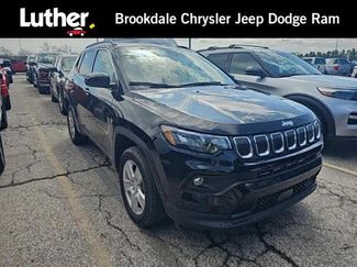 Used 2022 Jeep Compass Latitude w/ Convenience Group video 1