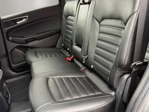 Used 2021 Ford Edge SEL w/ Cargo Accessory Package AWD/4WD image 11