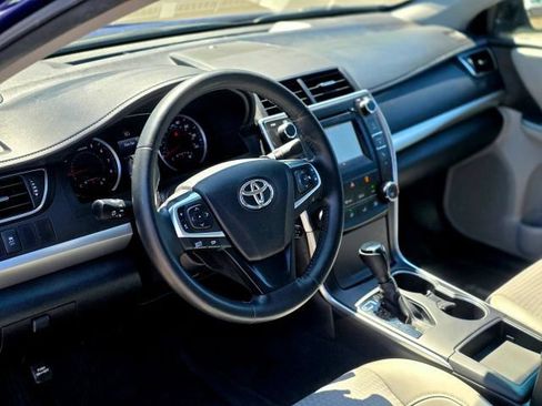 Used 2015 Toyota Camry SE FWD image 14