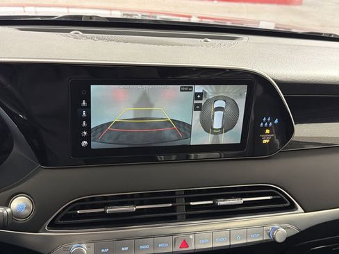 Used 2022 Hyundai Palisade Limited w/ Cargo Package image 19