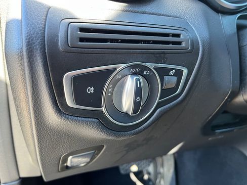 Certified 2022 Mercedes-Benz GLC 300 4MATIC w/ Multimedia Package Lite image 23