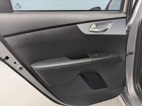 Used 2023 Kia Forte LXS FWD image 16