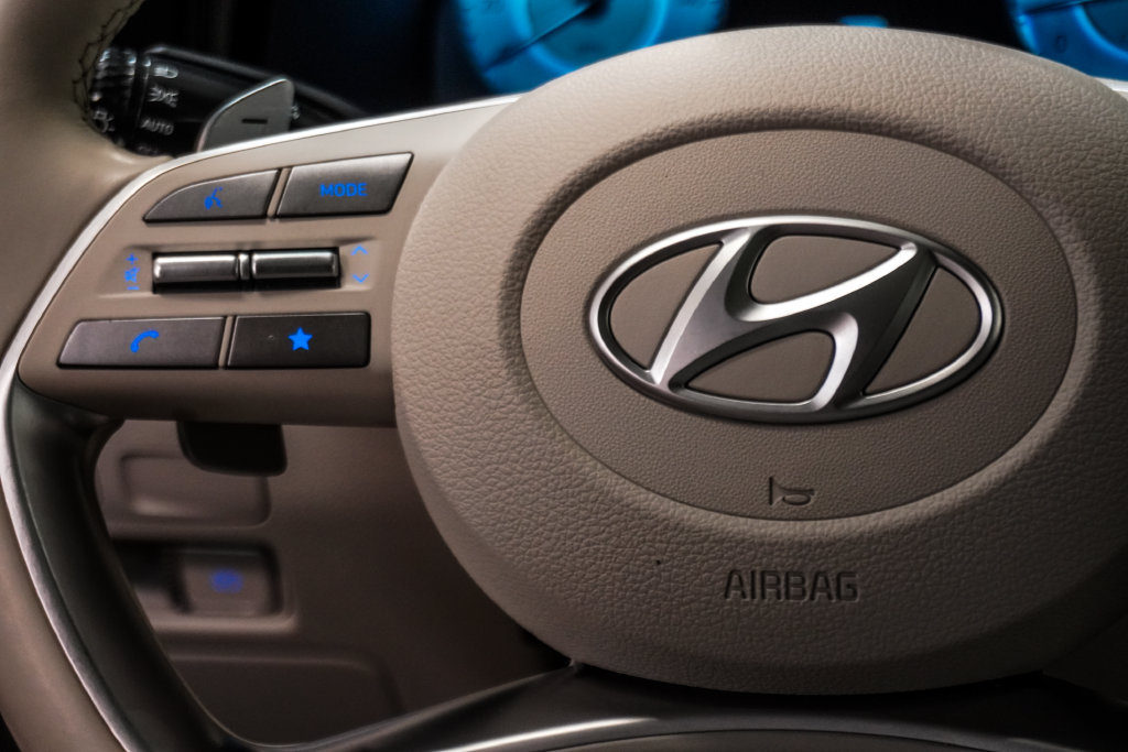Used 2024 Hyundai Palisade Limited FWD image 16
