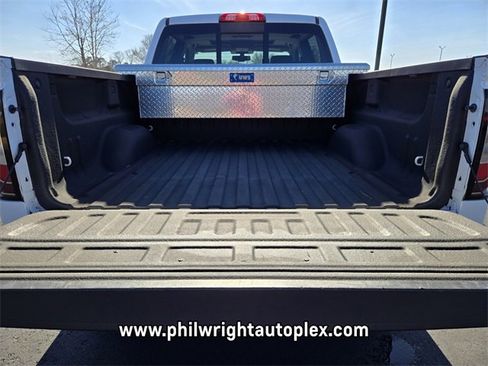 Used 2018 GMC Sierra 1500 SLT w/ SLT Premium Package image 18